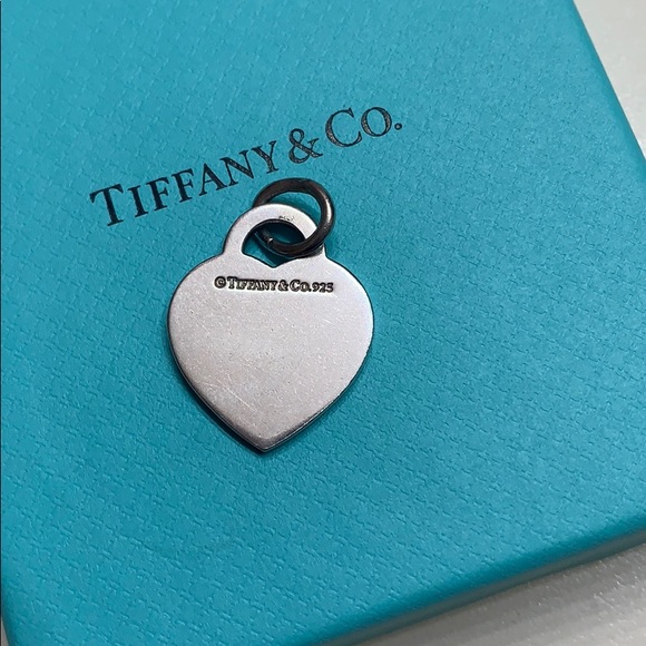 Tiffany & Co Notes Heart - Picture 2 of 3
